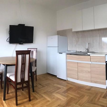 Apartman Azra Требинье Экстерьер фото
